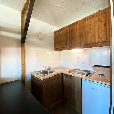 Neves - Location: Pour 4 Personnes Dans Un Quartier Jeune Et Anime Les Neves Mae-9099 * Val Thorens