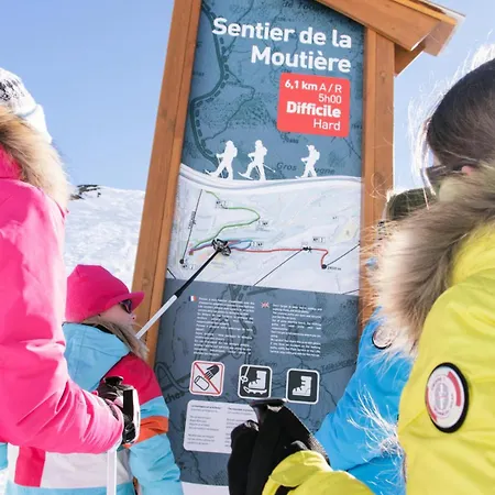 Neves - Location: Pour 4 Personnes Dans Un Quartier Jeune Et Anime Les Neves Mae-9099 Val Thorens