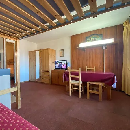 Résidence Neves - Location: Pour 4 Personnes Dans Un Quartier Jeune Et Animé Les Neves Mae-9099 Appartement