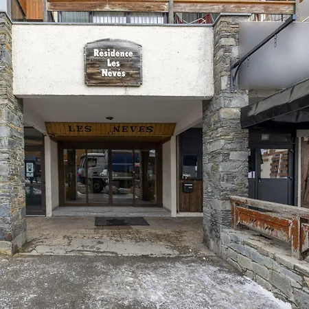 Appartement Résidence Neves - Location: Pour 4 Personnes Dans Un Quartier Jeune Et Animé Les Neves Mae-9099 Val Thorens