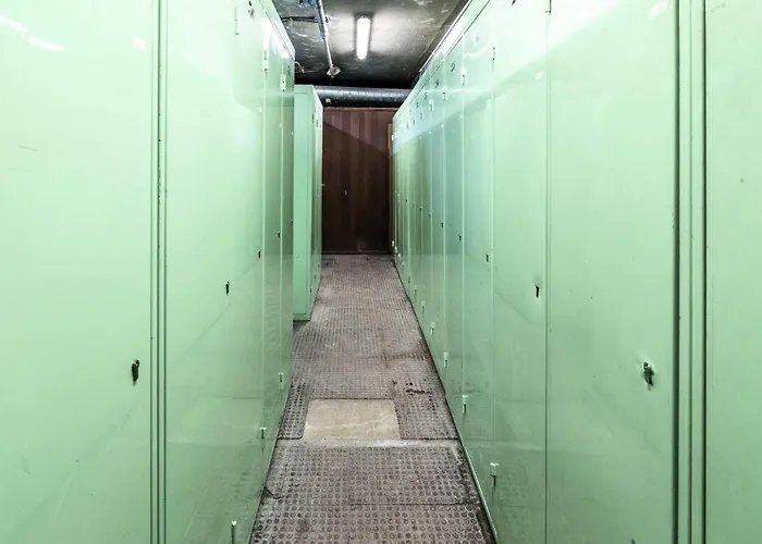 Neves - Location: Pour 4 Personnes Dans Un Quartier Jeune Et Anime Les Neves Mae-9099 *