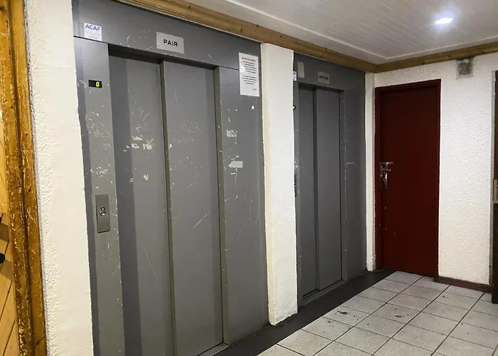 Neves - Location: Pour 4 Personnes Dans Un Quartier Jeune Et Anime Les Neves Mae-9099 *